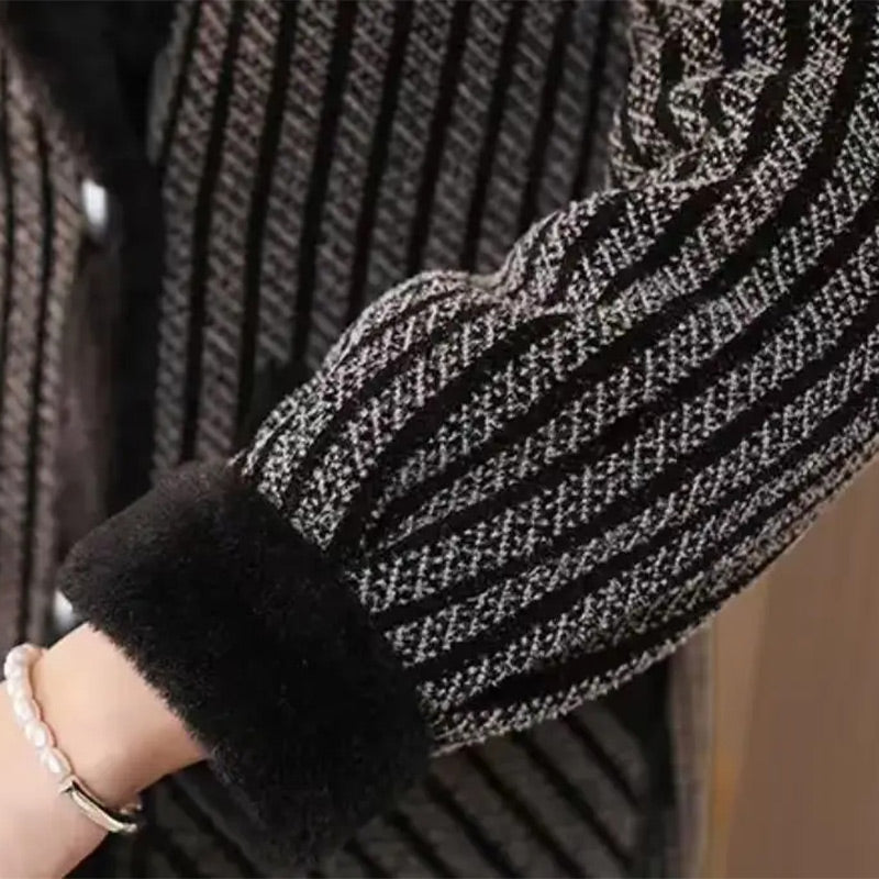 🍂Autumn-Winter Sale – Up to 65% Off❄️ Women's Double Breasted Overcoat with Plush Lining