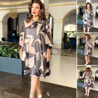 💓HOT SALE 49% OFF💥Round Neck Long Sleeve Printed Flowy Dress