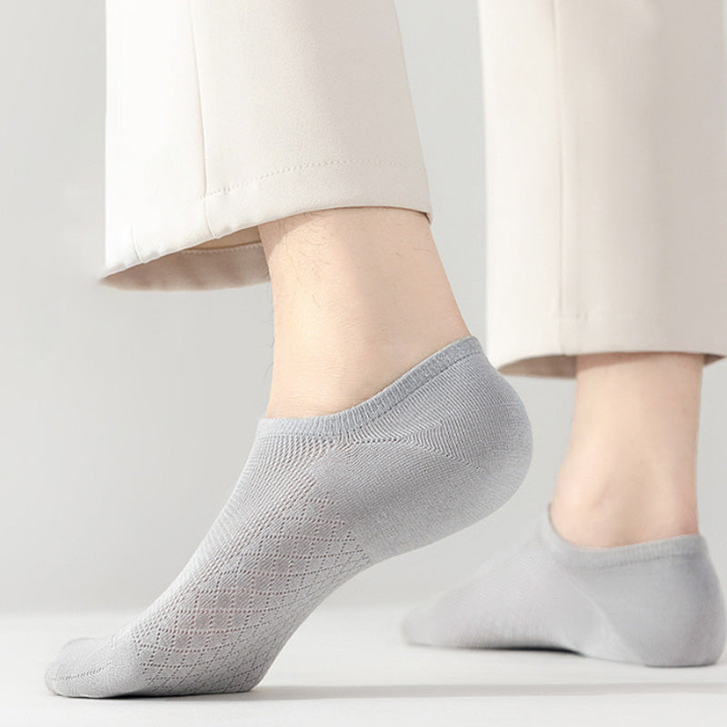 Breeze Through Your Day: Men's Socks for Summer & Autumn ☀️🍂