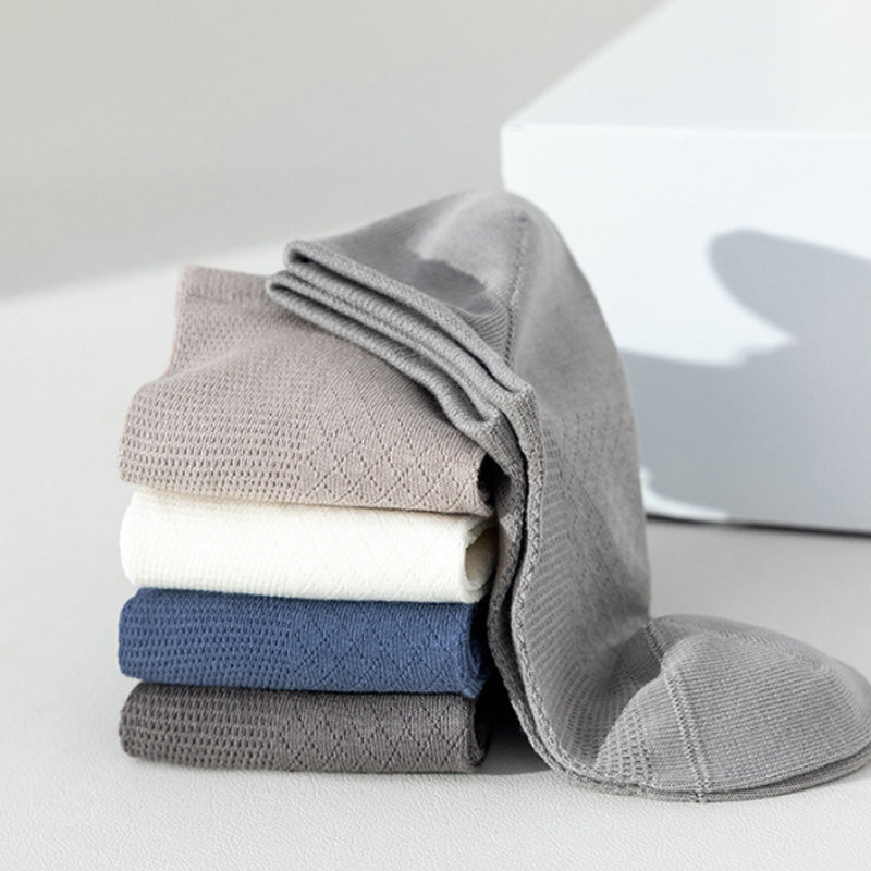 Breeze Through Your Day: Men's Socks for Summer & Autumn ☀️🍂