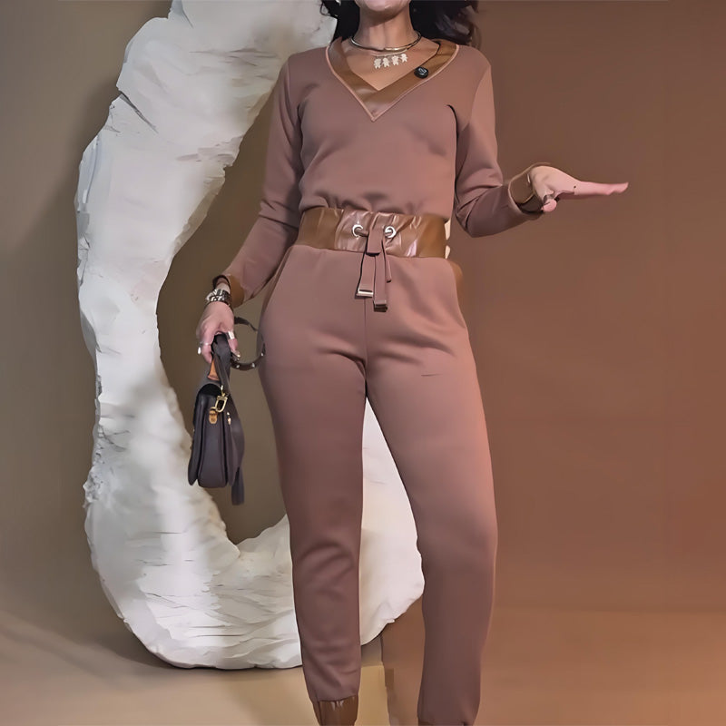 Comfortable Stylish Set - V-Neck Top & Drawstring Pants