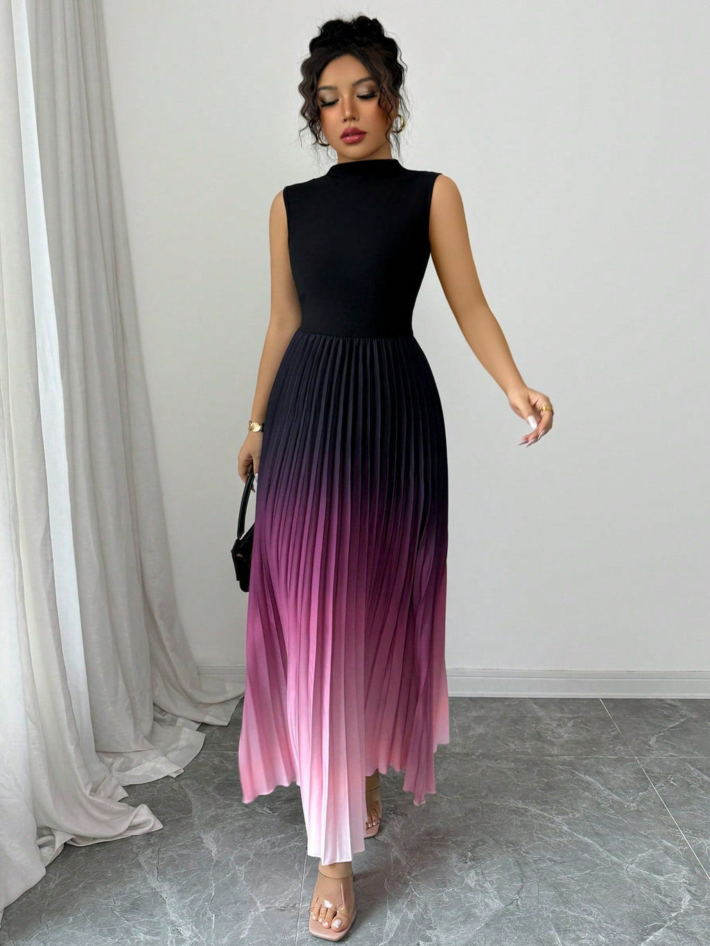 Ombre Pleated Sleeveless Mock Neck Maxi Dress❤️